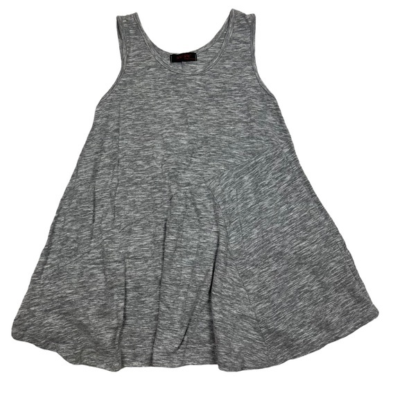 💎5/$25💎 Gray sleeveless shirt - Picture 1 of 6